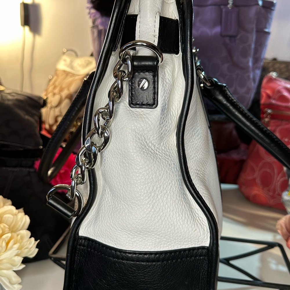 Michael Kors Black and White Leopard Print Tote - Picture 7 of 9